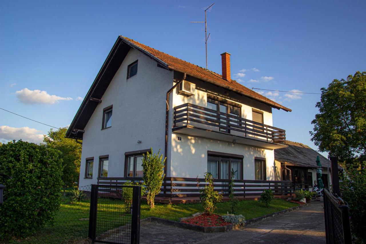 A House, Free Parking, Sauna Копривница Экстерьер фото
